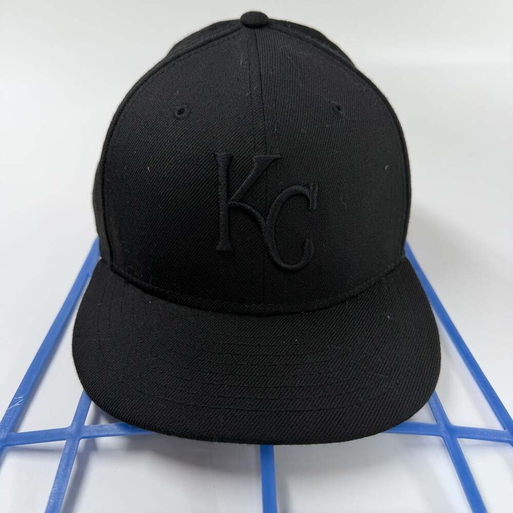 New Era Kansas City Royals 59Fifty Size 7 3/8 Black Hat